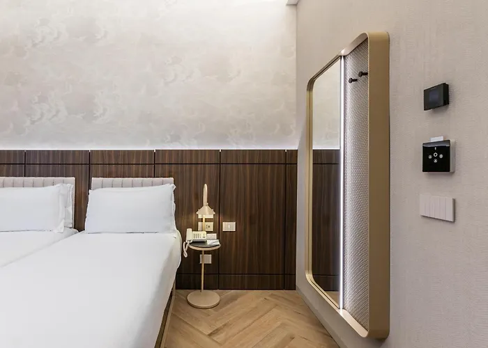 Otel Raffaello - Sure Collection By Western Roma