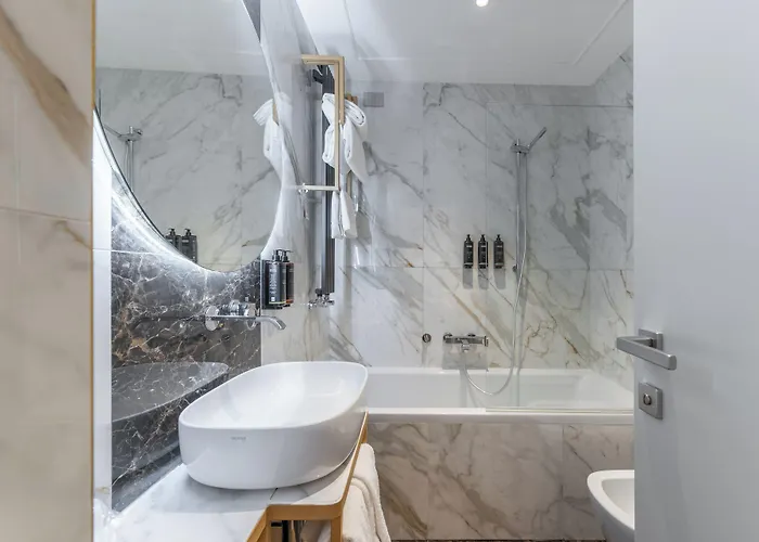 Hotel Raffaello - Sure Collection By Western Roma